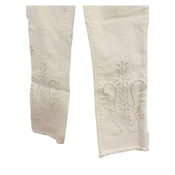 Johnny Was Pashmina White Eyelet Crop Baby Boot High Rise Hippie Jeans Sz 26 - Picture 6 of 11